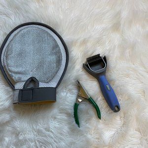 Cat grooming kit, Nail clippers, undercoat fur comb, rubber brush and cloth mitt